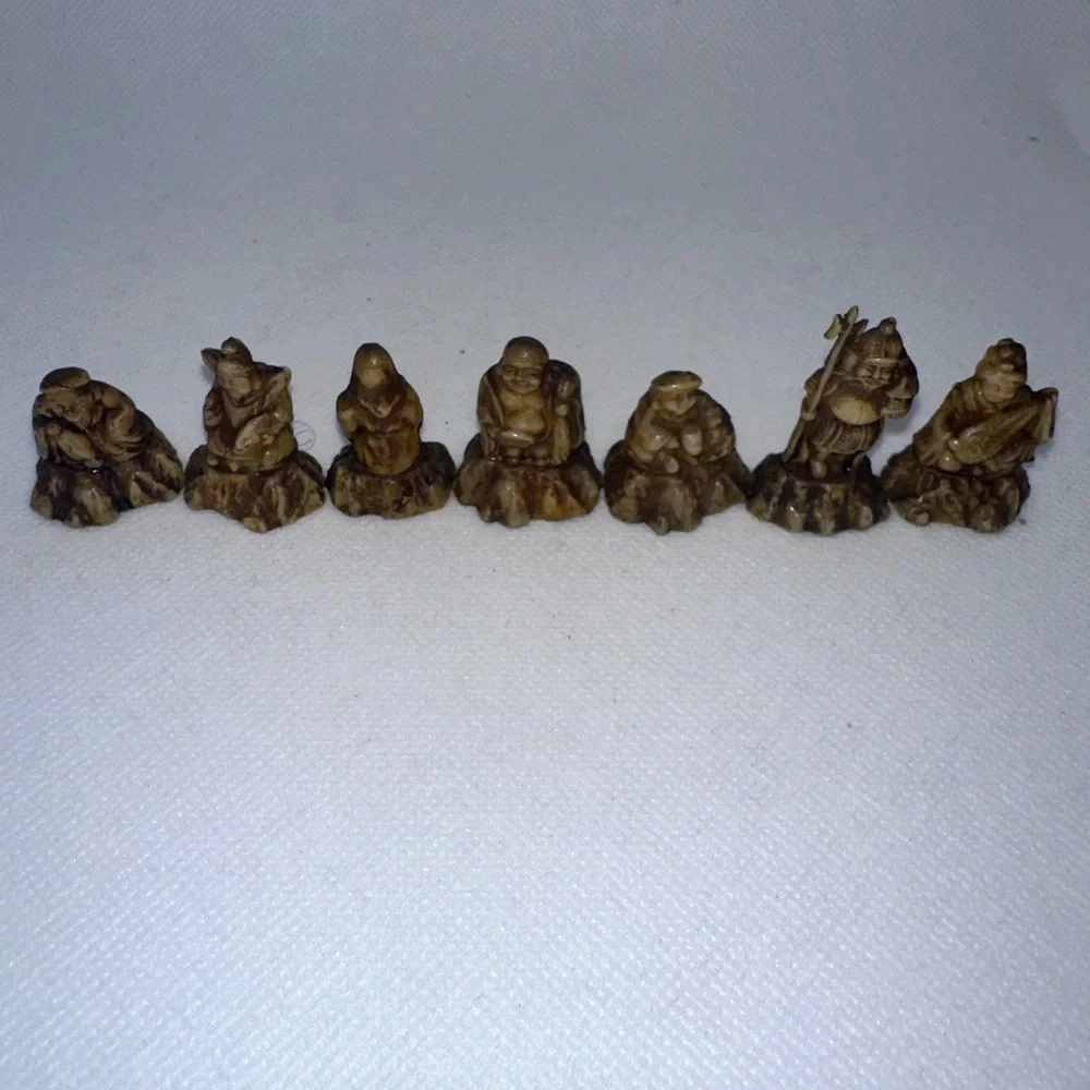 Reptile Decor Set - Brown